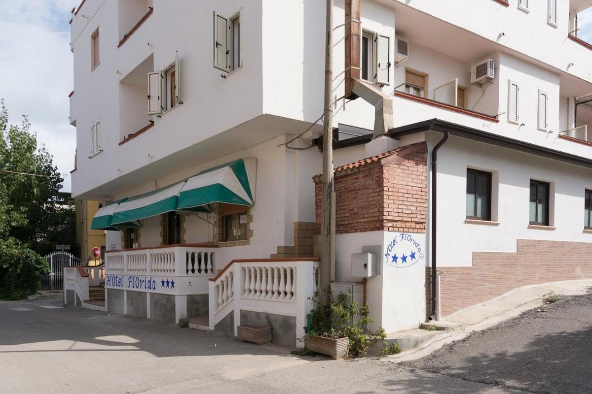 Albergo Florida Капо-Риццуто Экстерьер фото
