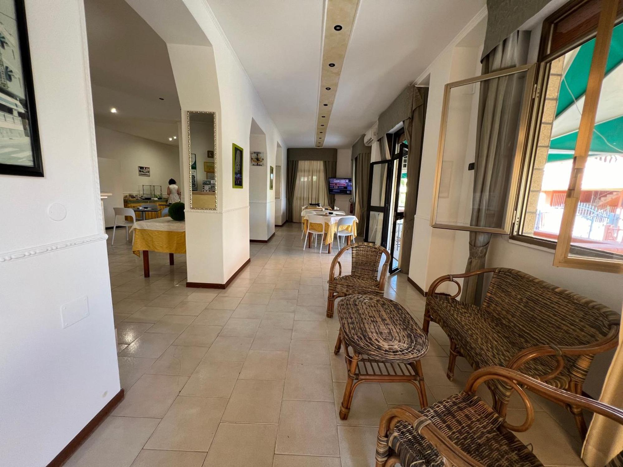 Albergo Florida Капо-Риццуто Экстерьер фото